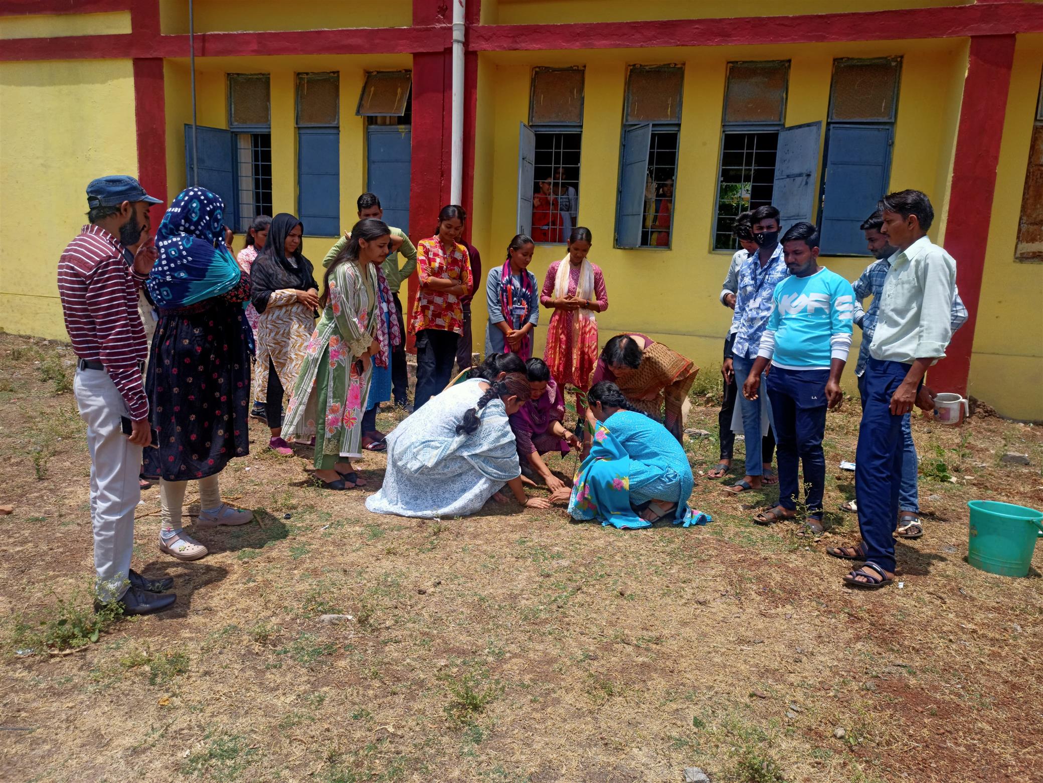 Govt. Rani Durgawati College WadrafNagar - WORLD EARTH DAY_POSTER,PLANTATION AND ESSAY WRITING