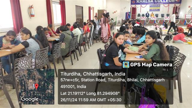 Govt. Rani Durgawati College WadrafNagar - अंर्तमहाविद्यालयीन युवा उत्सव _ रंगोेली एवं मेंहदी