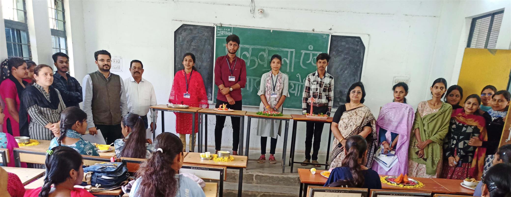 Govt. Rani Durgawati College WadrafNagar - बौद्धिक पाककला एवं सलाद प्रतियोगिता 